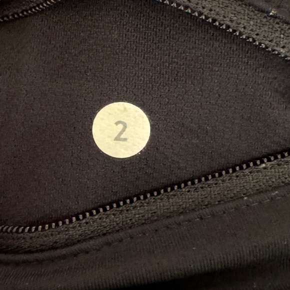 Lululemon Real Quick Crop *Full-On Luxtreme, Posey Black White/Black, Size 2 - Picture 12 of 12